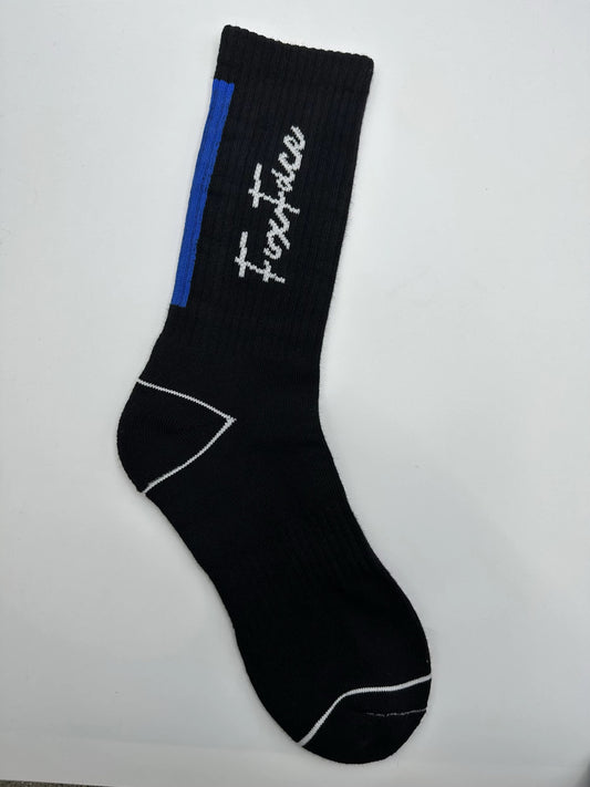 Signature Blackout Comfort Socks