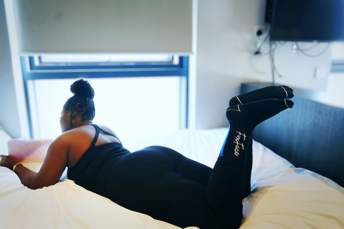 Signature Blackout Comfort Socks