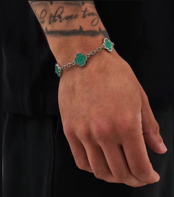 Fortis Clover Cuff (Silver)